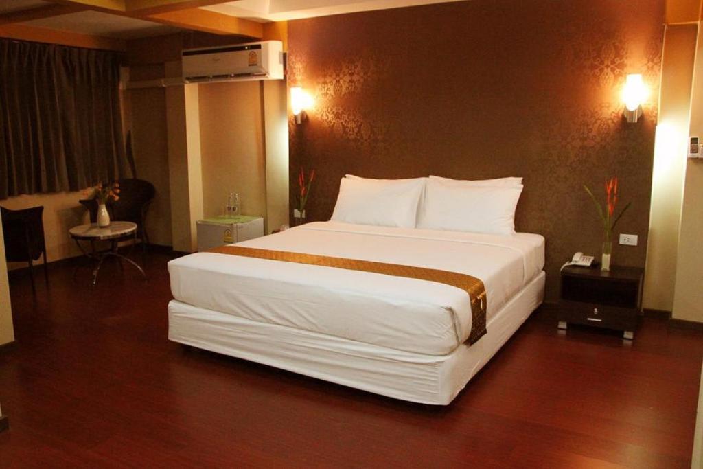 Visiting Card Hotel & Resort Bangkok Eksteriør billede